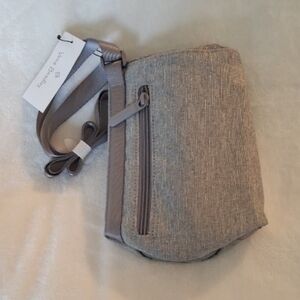 Vera Bradley Lighten Up Water Bottle Crossbody Bag NWT!